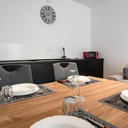 Gewiss Stadium Luxury Apartment With Terrace Bergamo Esterno foto
